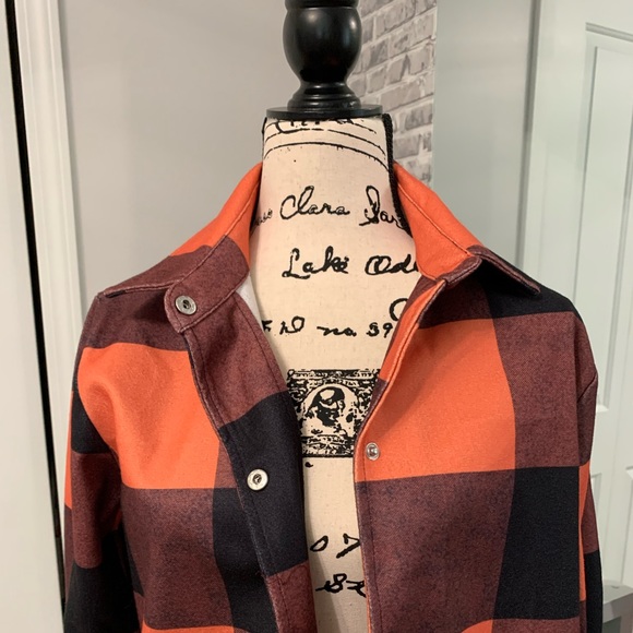 ~fall shacket ~ 🍃 🍁 🍂 - Picture 2 of 6